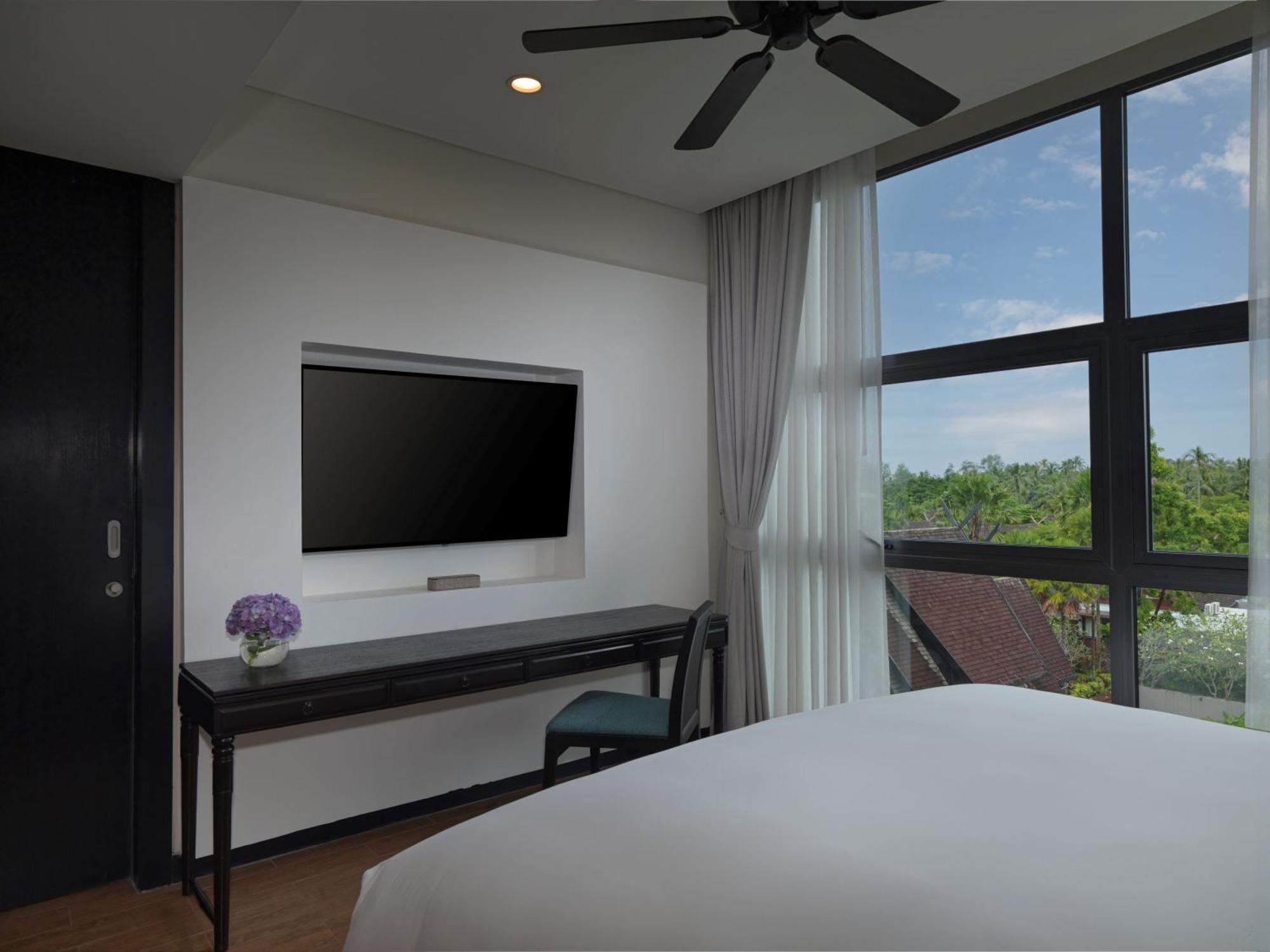 Avani Plus Mai Khao Phuket Suites Exterior photo