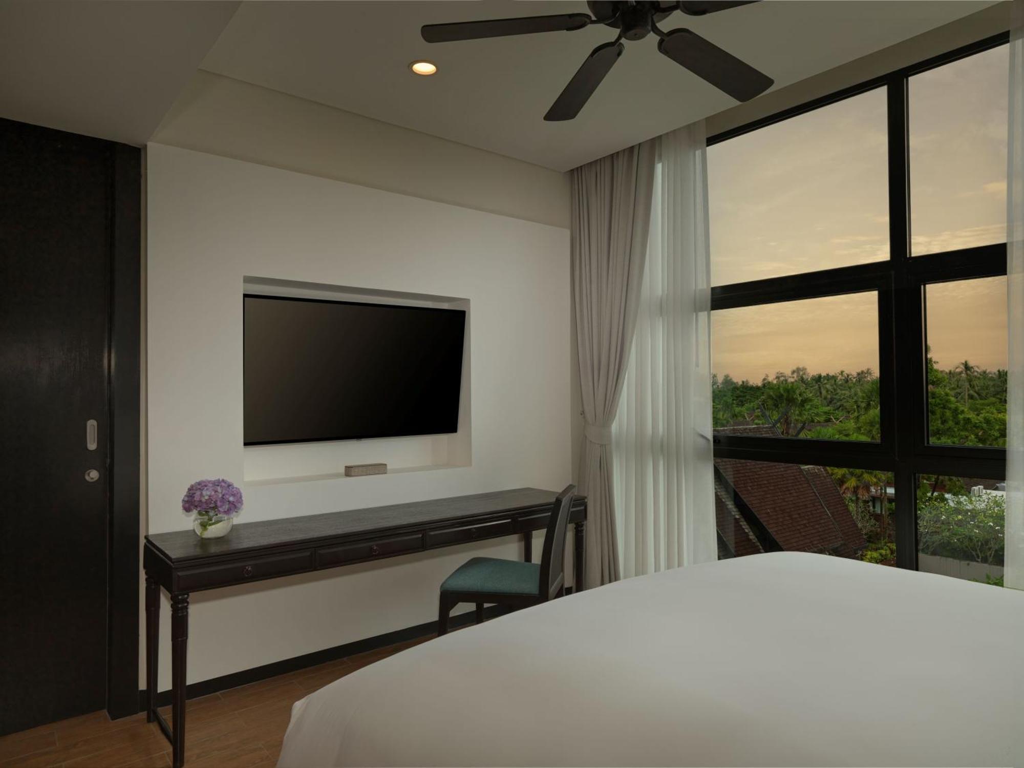 Avani Plus Mai Khao Phuket Suites Exterior photo
