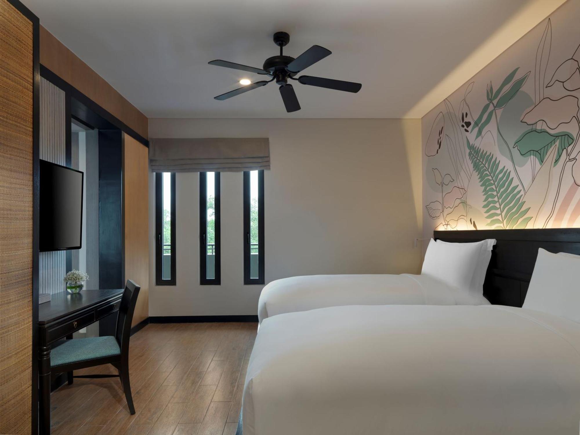 Avani Plus Mai Khao Phuket Suites Exterior photo