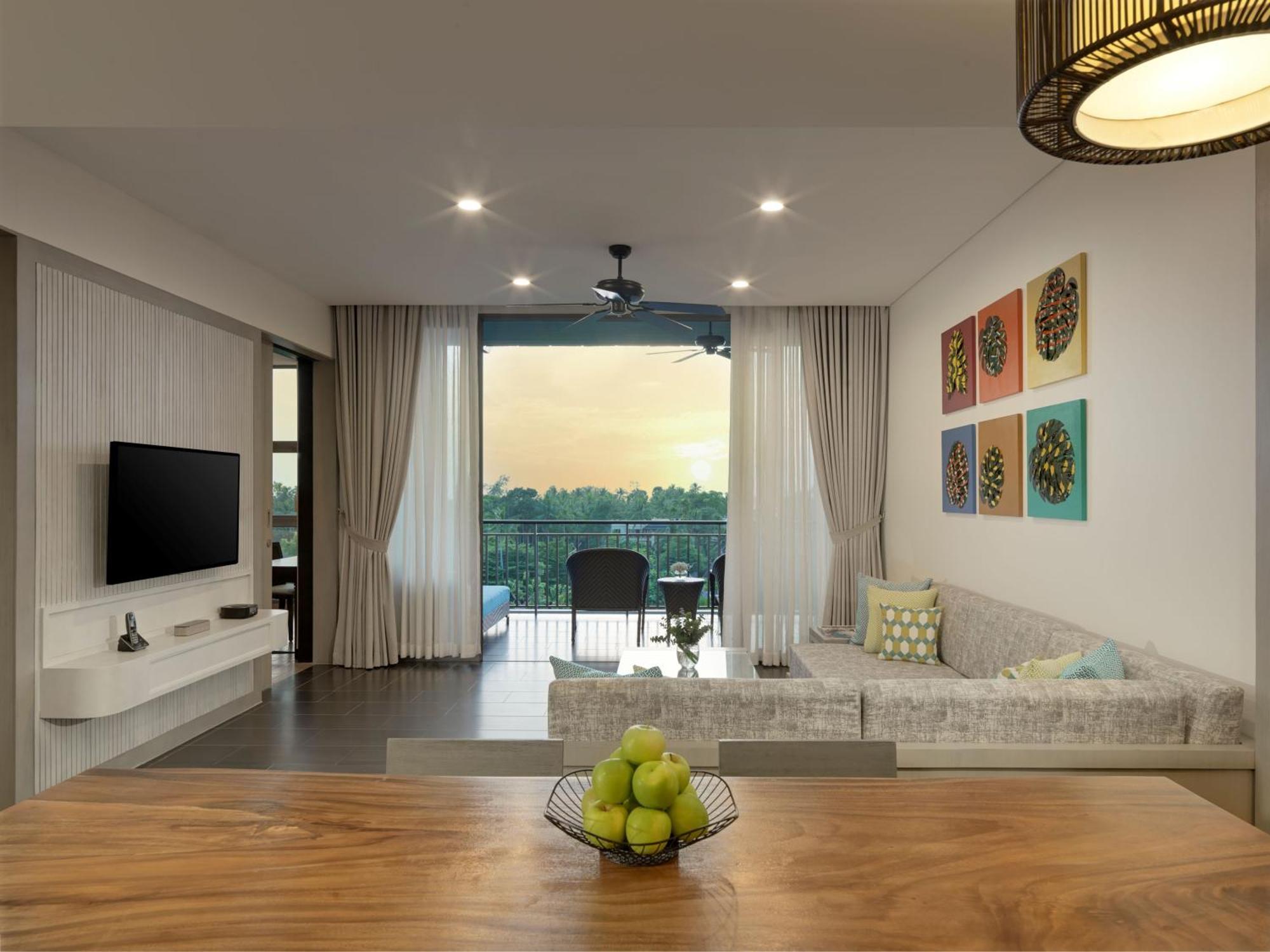 Avani Plus Mai Khao Phuket Suites Exterior photo
